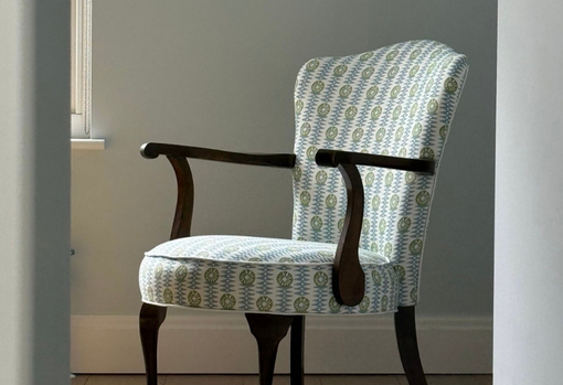 sustainable-christmas-06 Beautifully restored armchair