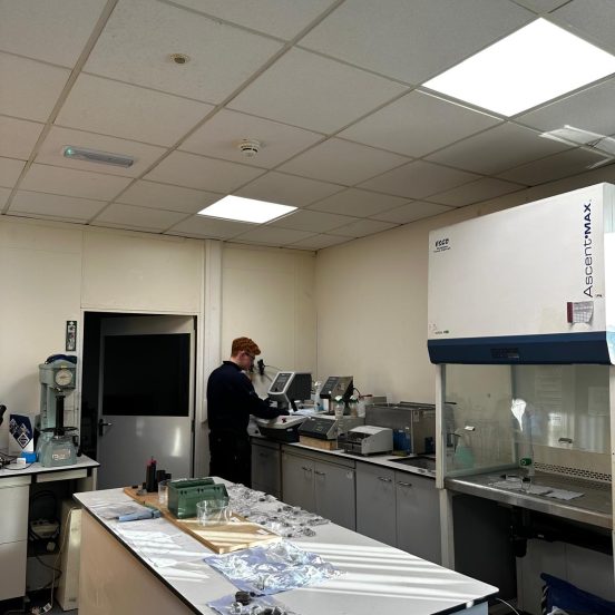 Laboratory Technician - image 3